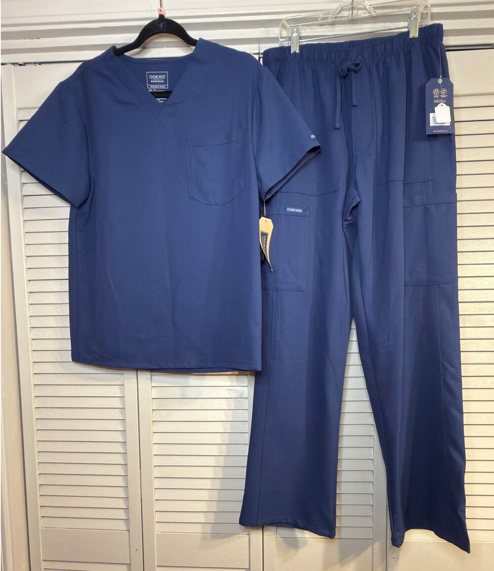 Cherokee Workwear Ultra Men's Small Scrub Set in Navy